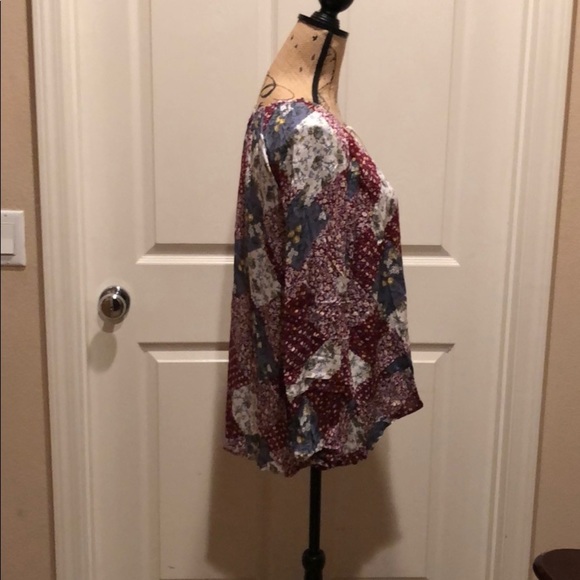 Multi colored patch work Top - Picture 4 of 5